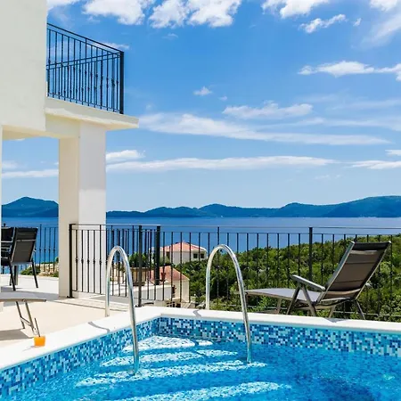 Apartamento Sofija - Three Bedroom With Terrace And Swimming Pool Podimoc