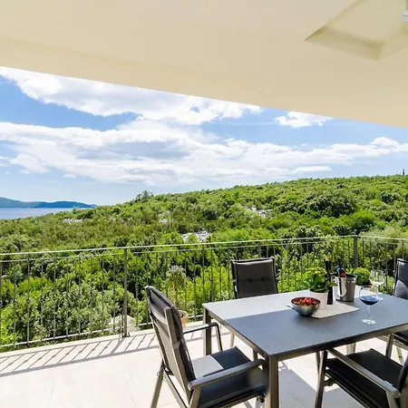 Sofija - Three Bedroom With Terrace And Swimming Pool * Podimoc