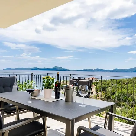 Sofija - Three Bedroom With Terrace And Swimming Pool * Podimoc